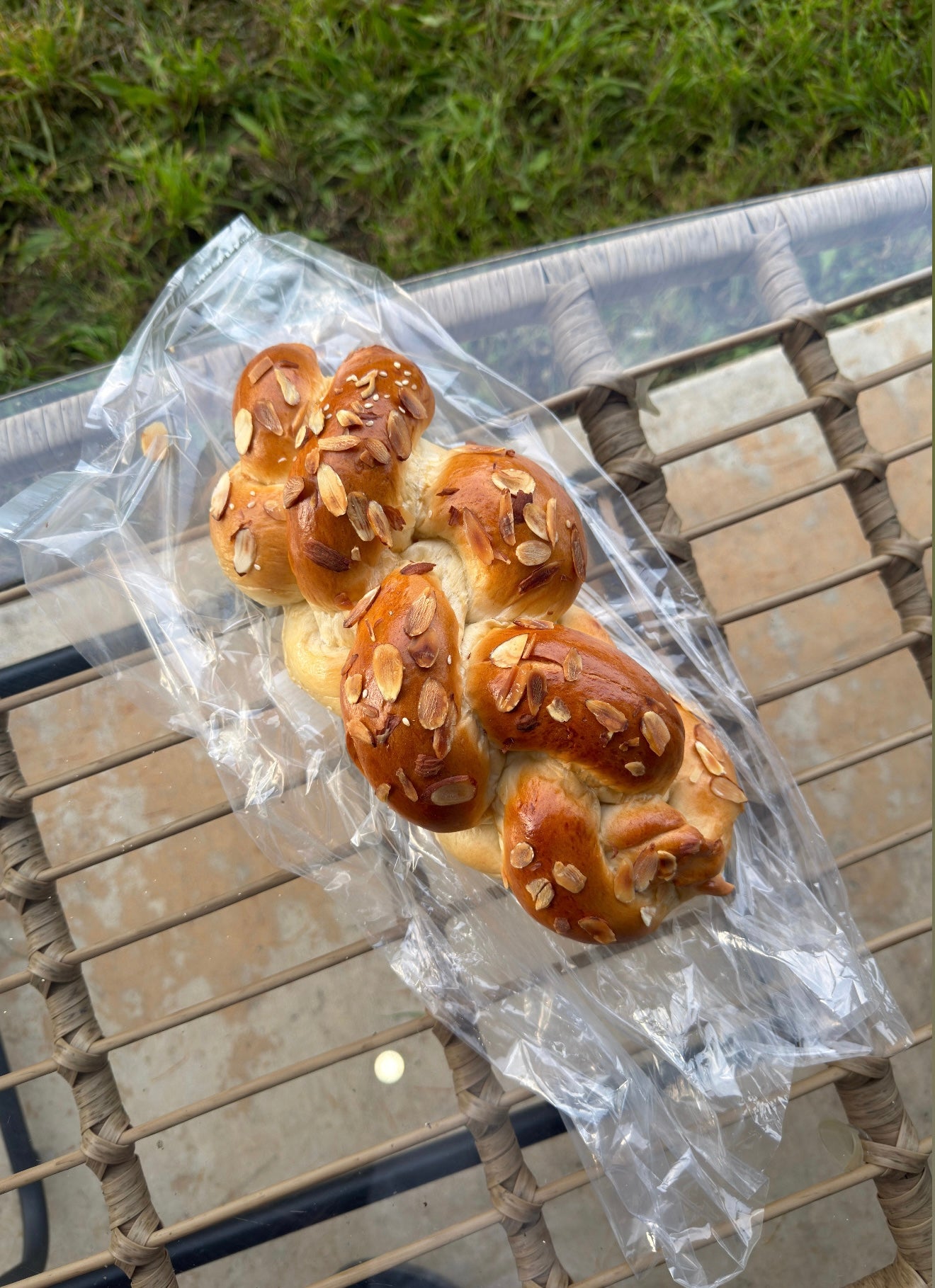 Almonds Challah bread