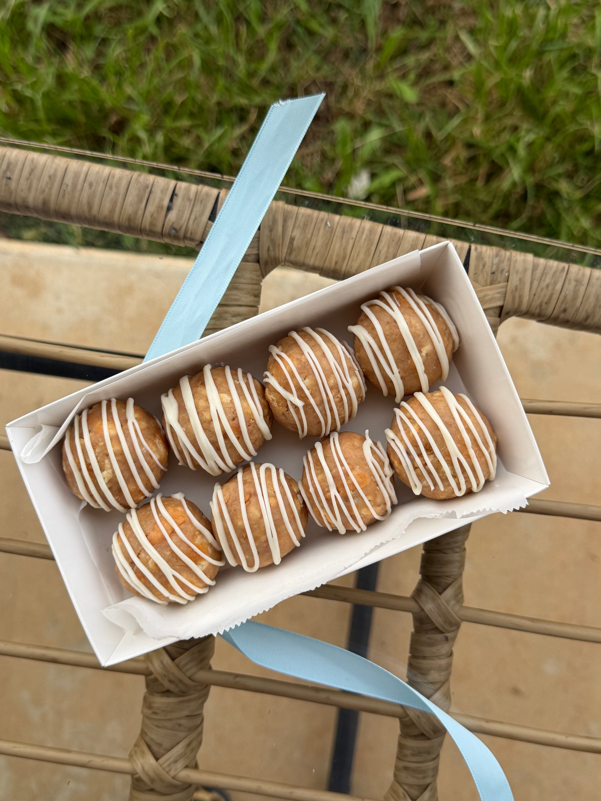 White chocolate balls